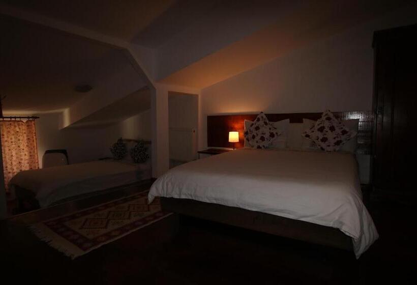 اتاق خانوادگی, B&b Duo Caffe Baneasa