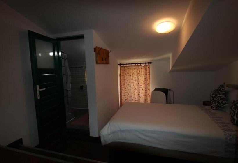 اتاق خانوادگی, B&b Duo Caffe Baneasa