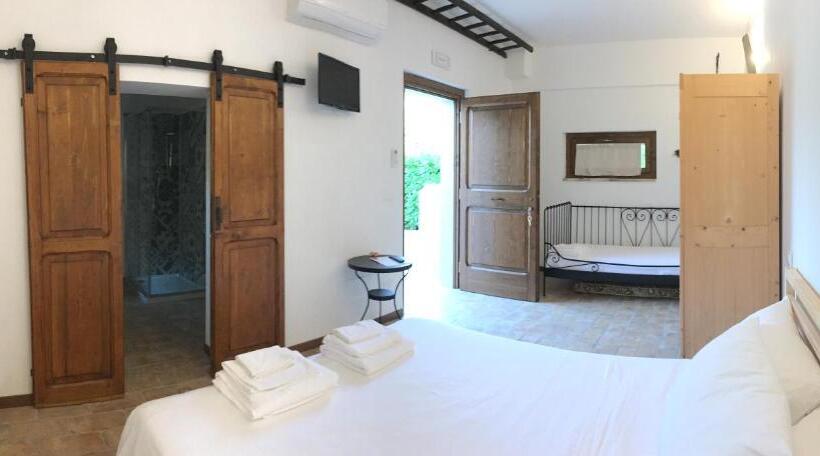 חדר משפחתי, C'era Una Volta Podere San Giovanni