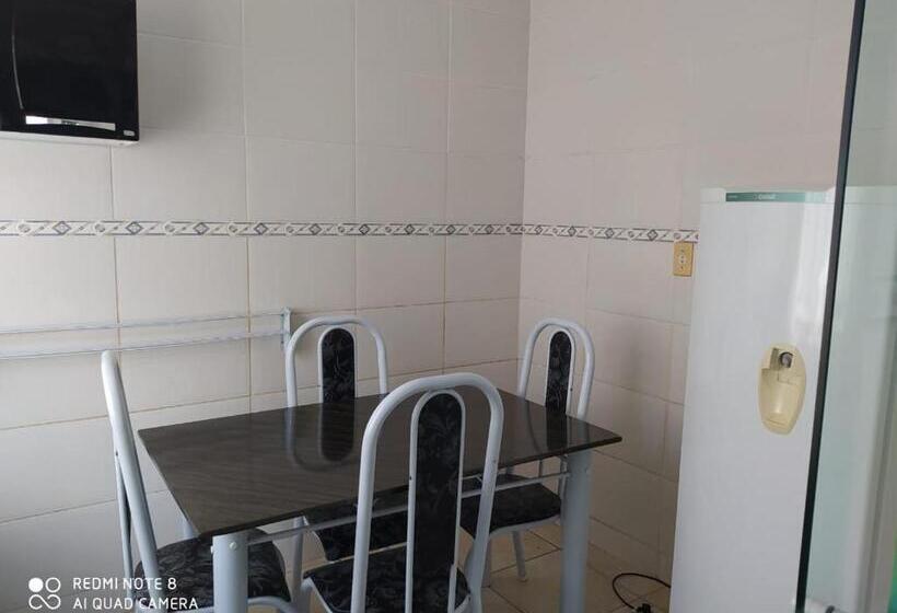 디럭스 패밀리 룸, Encantu's Flats