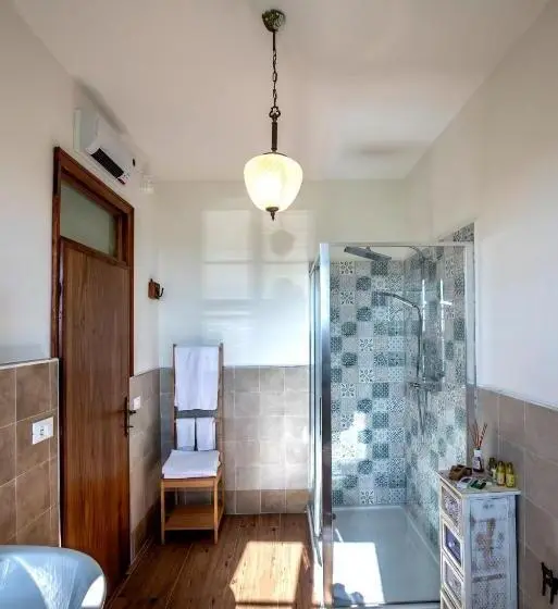 キングサイズベッドのデラックスルーム, Agriturismo Villa Cavallini