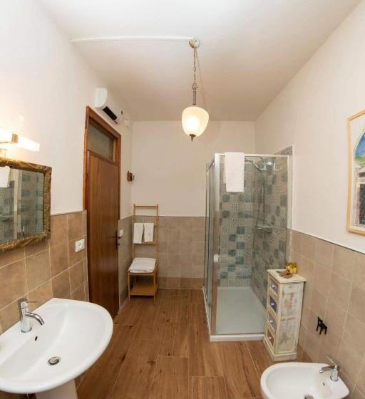 带大床的豪华间, Agriturismo Villa Cavallini