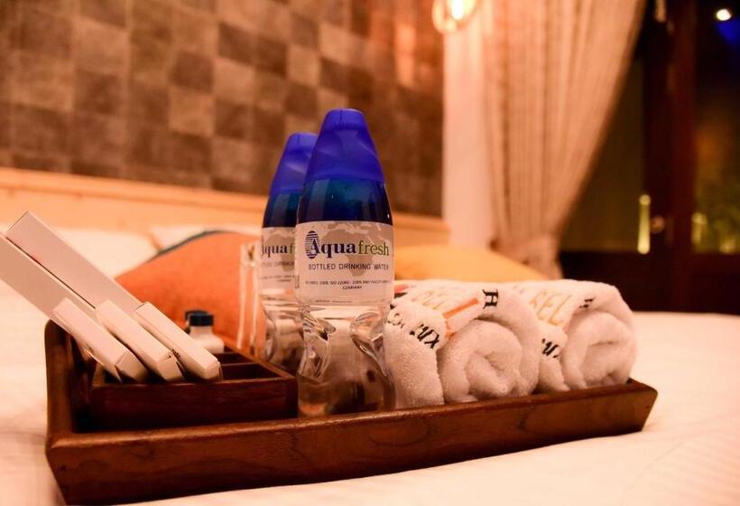 חדר סטנדרט נוף לבריכה, Bella Vista