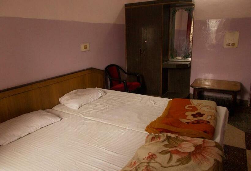 エコノミールーム, Economical Rooms Near Triveni Ghat