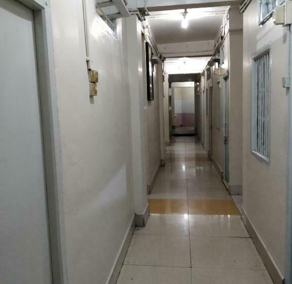 エコノミーシングルルーム, Rajhans