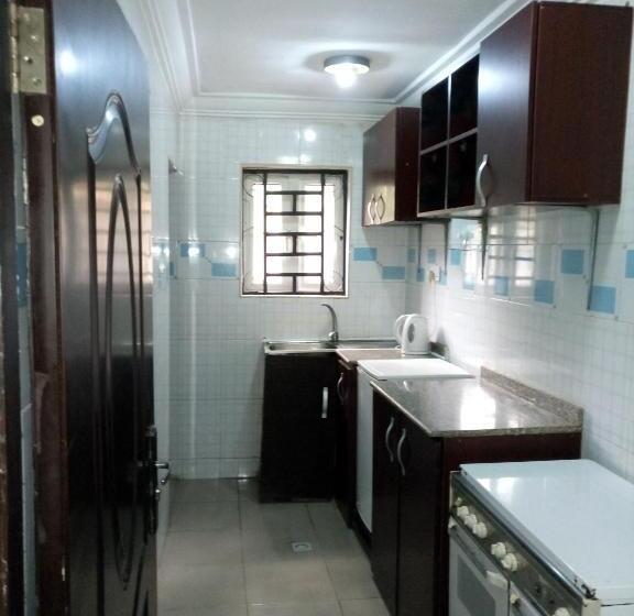 بانگلوی استاندارد 2 خوابه, Kh Lodge Abuja