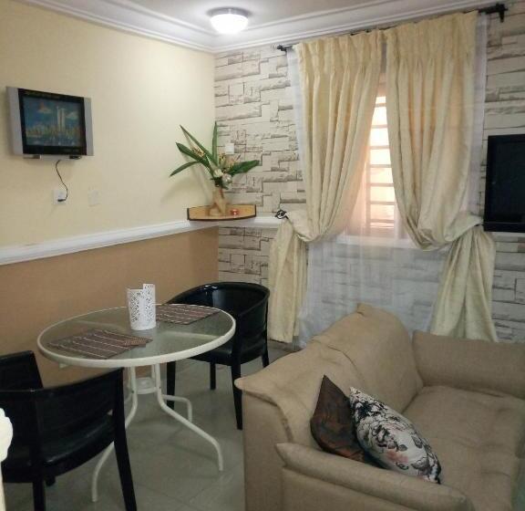 بانگلوی استاندارد 2 خوابه, Kh Lodge Abuja