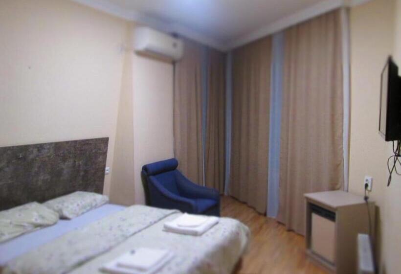 اتاق استاندارد, Grand Central