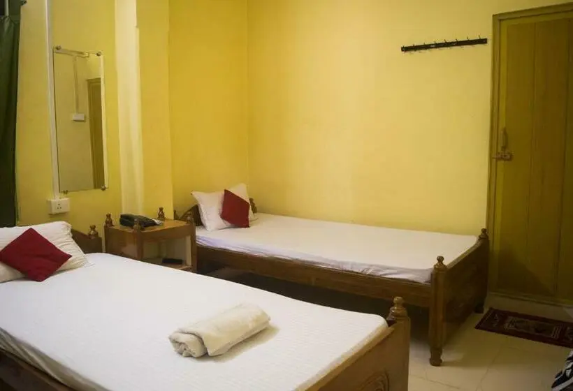 Chambre Basic, Sewak Lodge