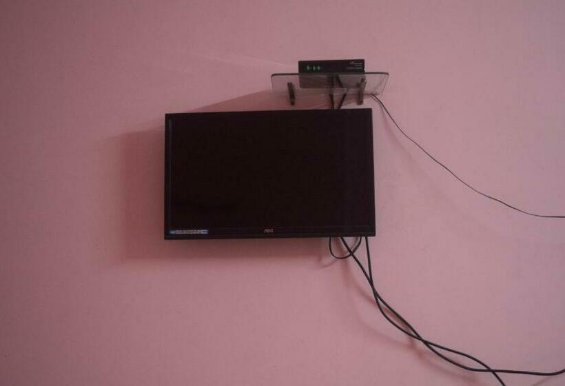 غرفة قياسية مزوَّدة بشُرفة, Sewak Lodge