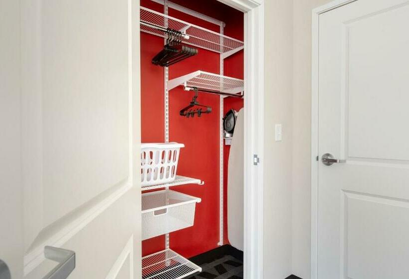 Люкс Кровать Кинг, Towneplace Suites By Marriott College Park