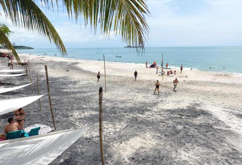 חדר משפחתי, Casa Greca