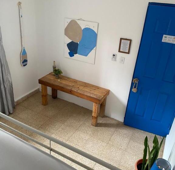 חדר משפחתי, Casa Greca