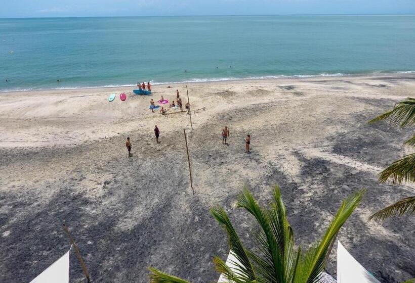 חדר בסיסי לשלושה, Casa Greca