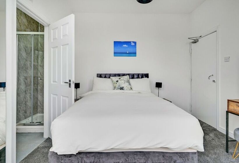 Quarto Deluxe, Albert View