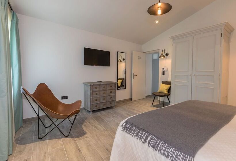 Deluxe Zimmer, Mas Du Brulat