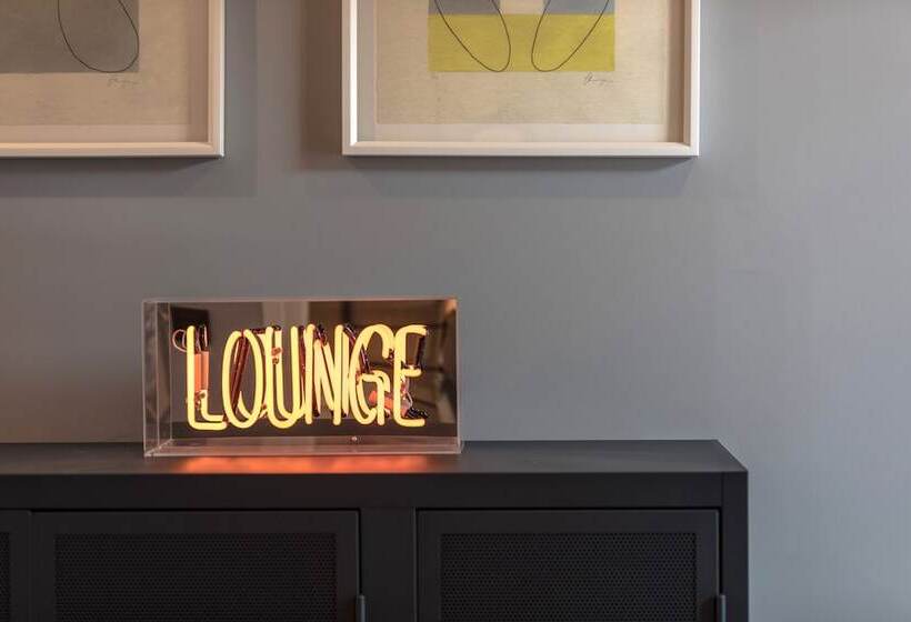 Suite, Mas Du Brulat