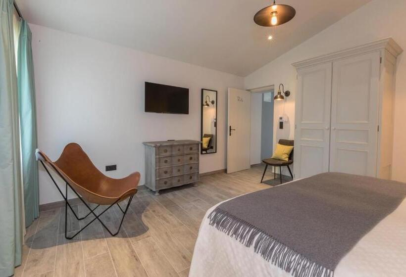 Deluxe Zimmer, Mas Du Brulat