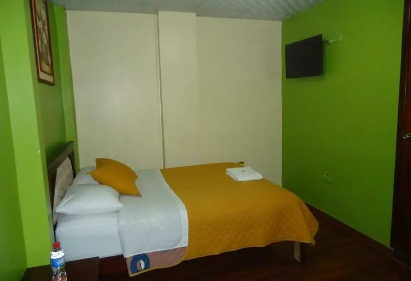اتاق استاندارد یک نفره, Hostal Bolívar Inn