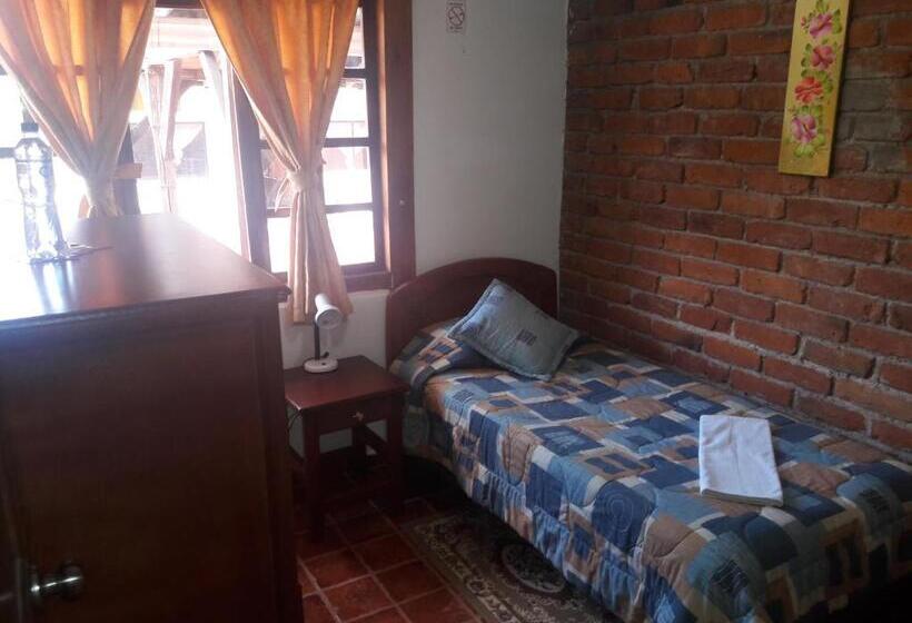 اتاق استاندارد یک نفره, Hosteria Pircapamba