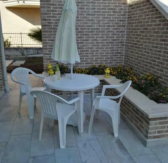 スタンダードトリプルルーム, La Casa Dei Limoni