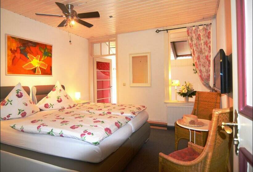 غرفة قياسية, Herberge Zur Traube