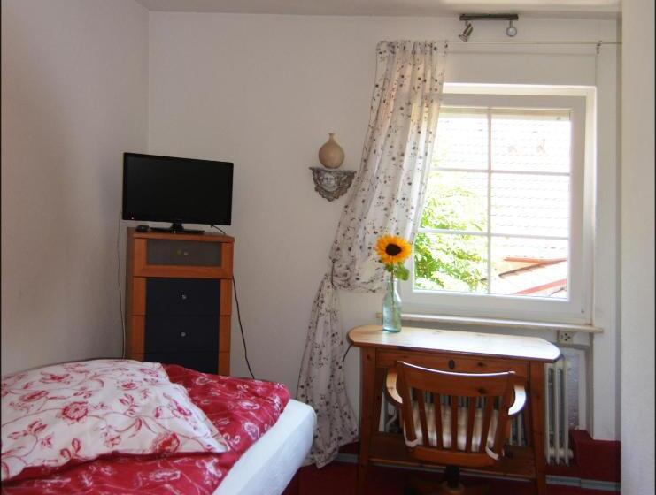 غرفة قياسية فردية, Herberge Zur Traube