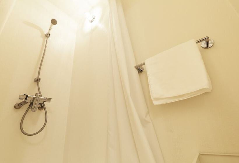 מיטה בחדר משותף, Utsuwa Designed Hostel