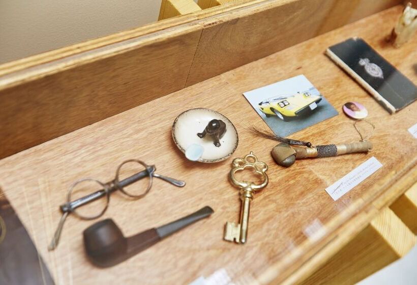 מיטה בחדר משותף, Utsuwa Designed Hostel