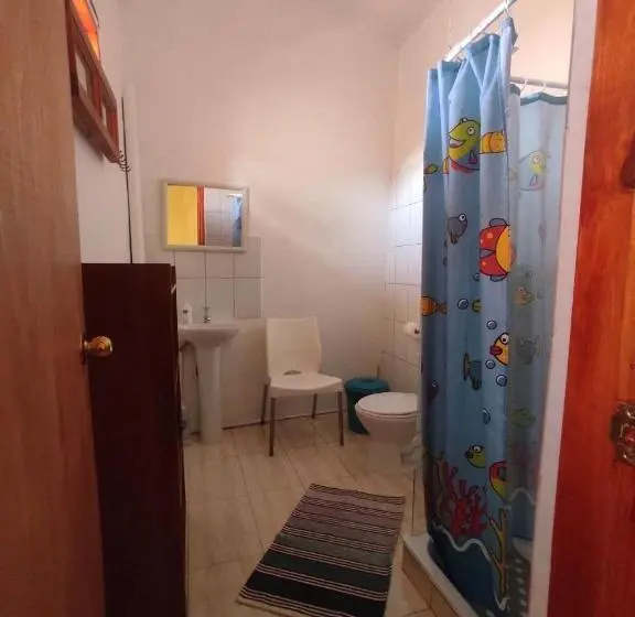 Standard Neljän Hengen Huone, Hostal Sonchek
