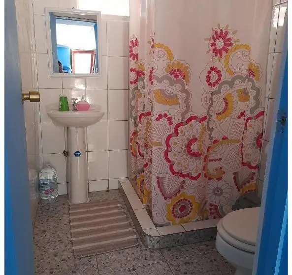 Standard Kolmen Hengen Huone, Hostal Sonchek