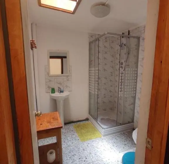 Comfort Kolmen Hengen Huone, Hostal Sonchek