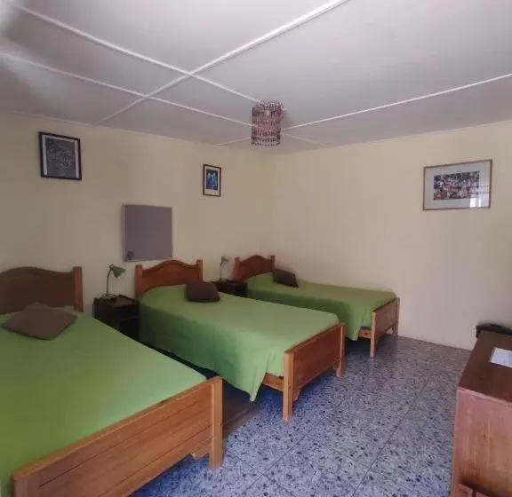 Comfort Kolmen Hengen Huone, Hostal Sonchek
