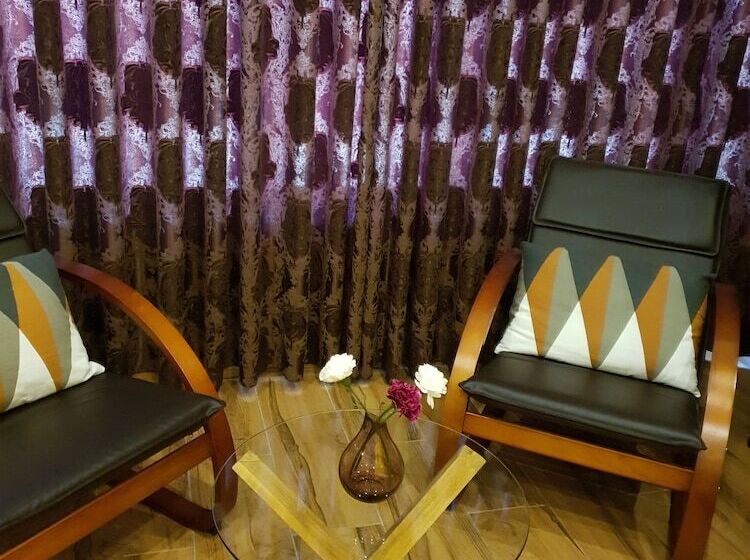 디럭스 룸, Comfort