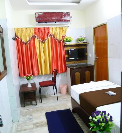 اتاق استاندارد یک نفره, Garuda Guntur