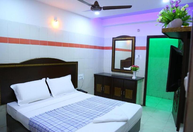 اتاق اکونومی, Garuda Guntur