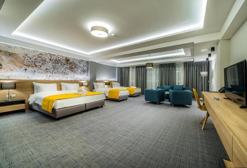 اتاق لوکس, Unique Resort And Spa