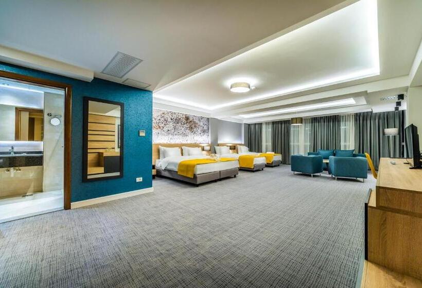 اتاق لوکس, Unique Resort And Spa