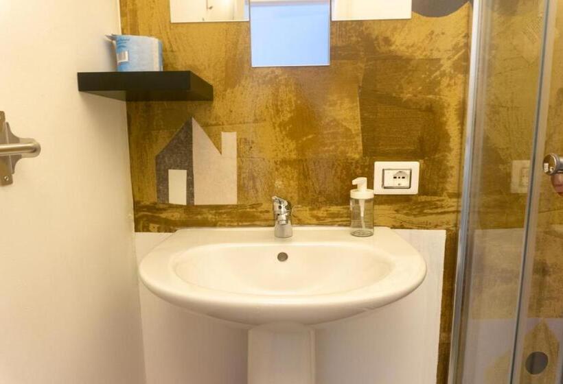 标准单人间, Kartè