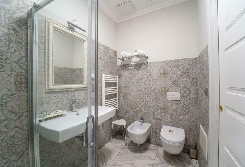 غرفة ديلوكس, Colomba D'oro