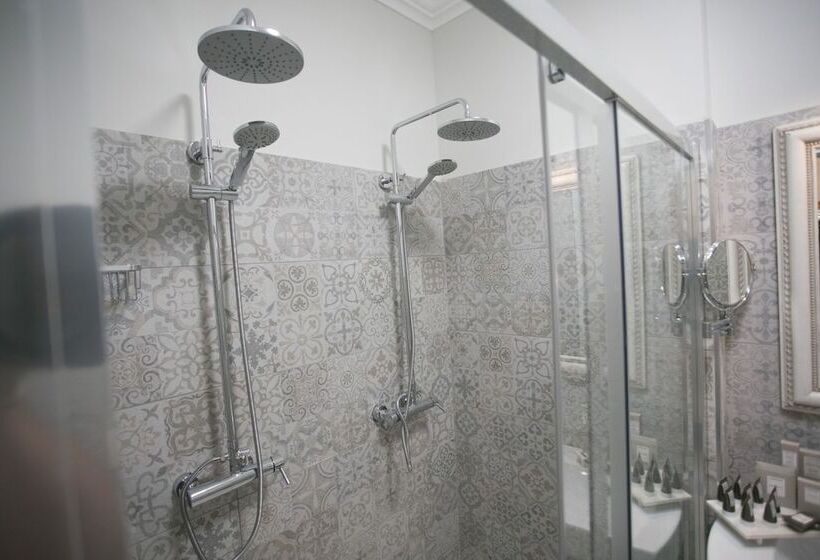 غرفة ديلوكس, Colomba D'oro