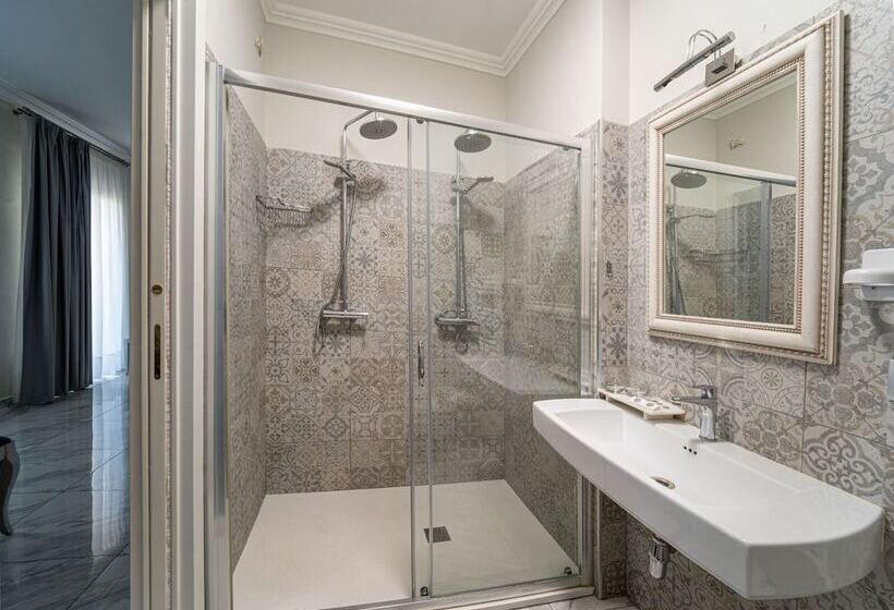 غرفة ديلوكس ثلاثية, Colomba D'oro