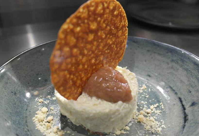 חדר סטנדרט, Hardwick Arms