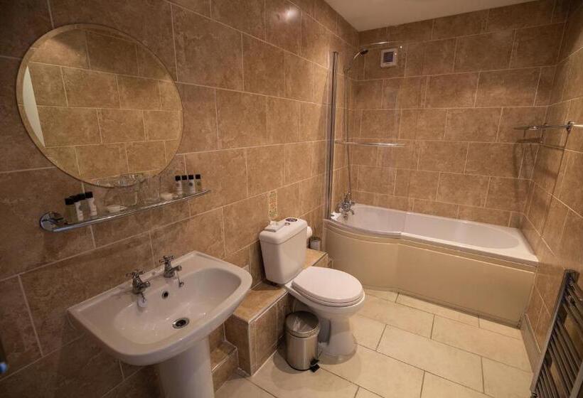 家庭间, Hardwick Arms