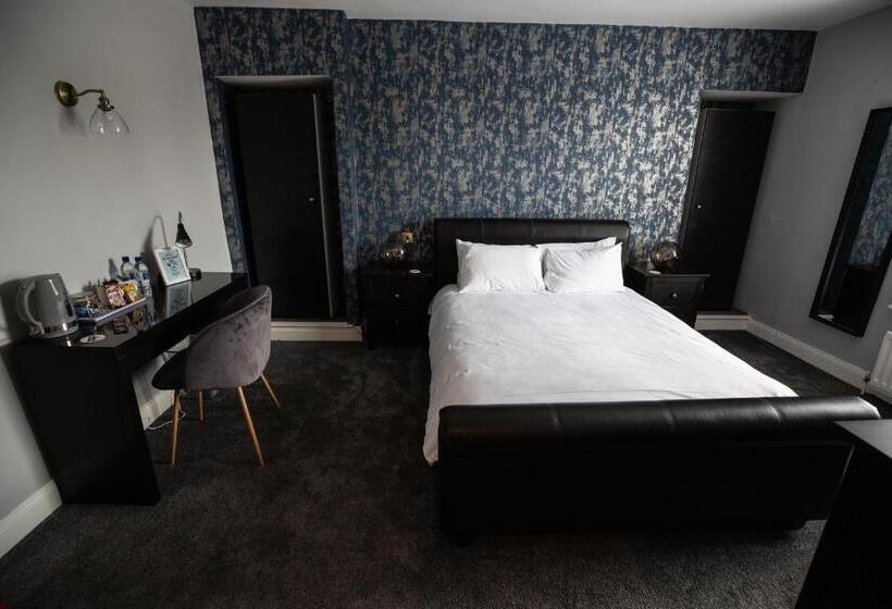 家庭间, Hardwick Arms