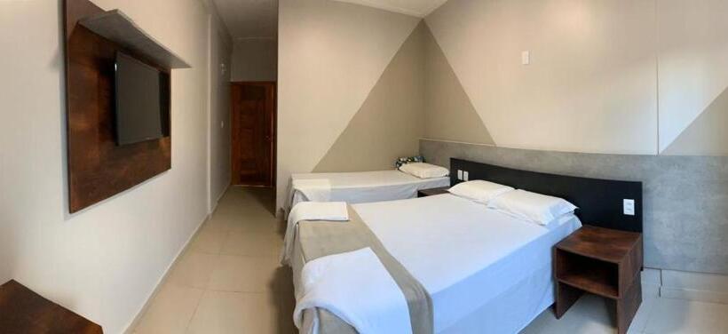 Deluxe Kolmen Hengen Huone, Royal Sg