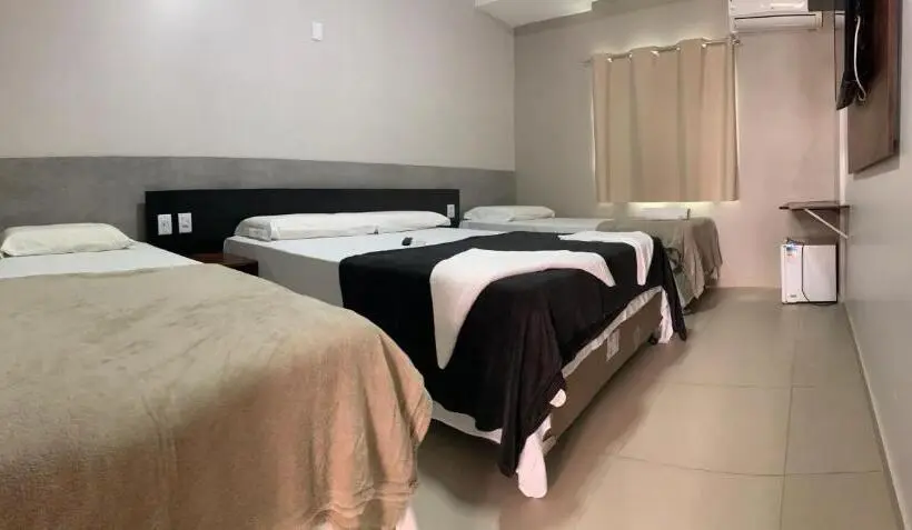 Chambre Familiale Deluxe, Royal Sg
