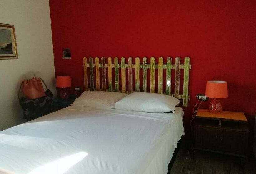 标准间, Civicouno Campiglia