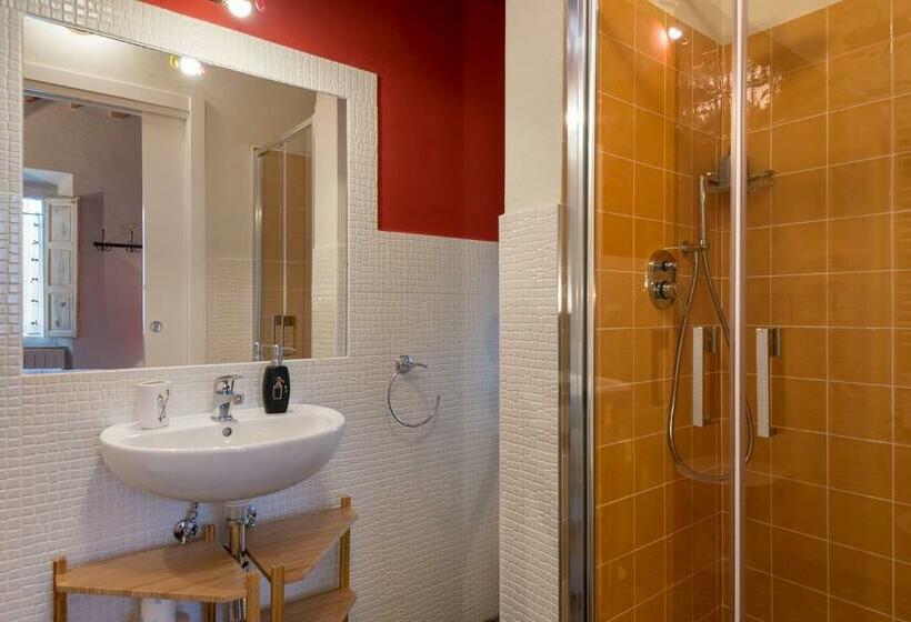 标准间, Civicouno Campiglia