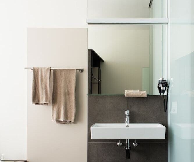 غرفة قياسية, Eee Hotel Traun